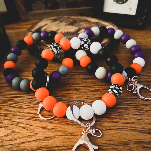 Halloween Wristlet - Picture 4 of 6